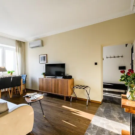 Mythings Apartments