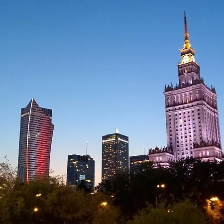 アパート Mythings ワルシャワ