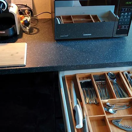 Mythings アパート