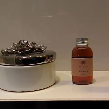 アパート Mythings ワルシャワ